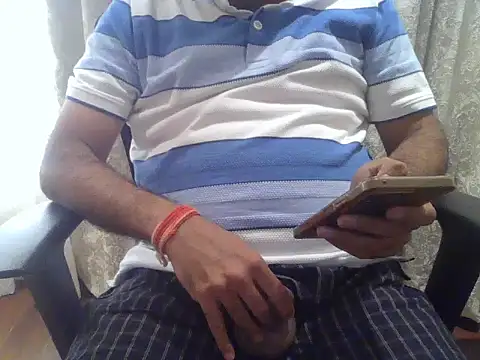 Snapshot of rarindam17 chatting on 7, 3, 2026 rarindam17 online show from 7, 3, 2026