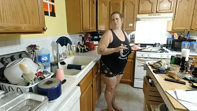 onlyhotbbw75 online show from 27, 6, 2026
