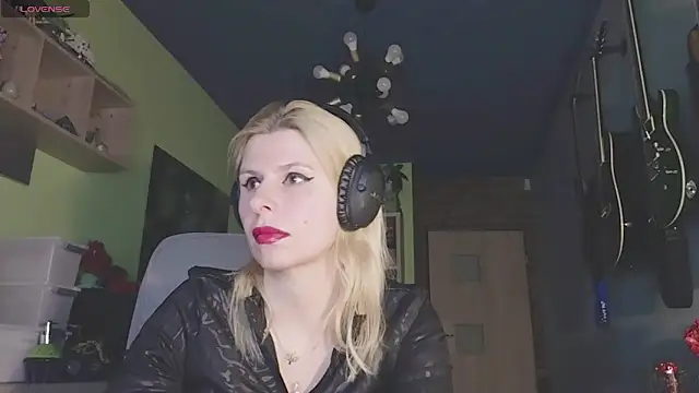 karmija online show from 25, 2, 2025