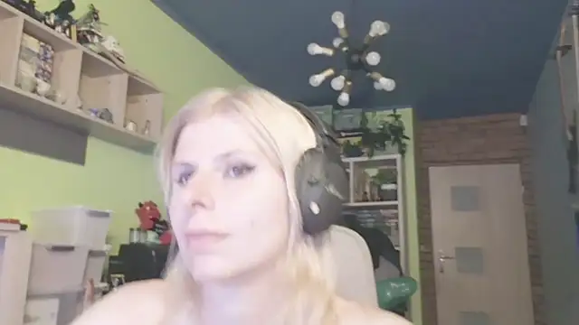 karmija online show from 2, 6, 2026