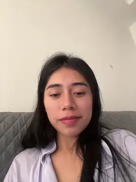 Snapshot of aimi_art1 chatting on 2, 3, 2025 aimi art1 online show from 2, 3, 2025