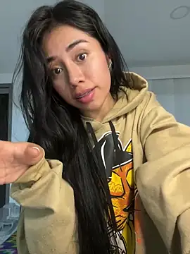 Snapshot of aimi_art1 chatting on 4, 3, 2025 aimi art1 online show from 4, 3, 2025