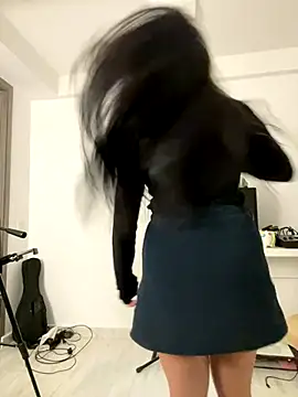 Snapshot of aimi_art1 chatting on 3, 10, 2025 aimi art1 online show from 3, 10, 2025