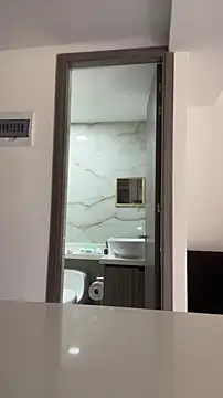 Snapshot of aimi_art1 chatting on 20, 11, 2025 aimi art1 online show from 20, 11, 2025