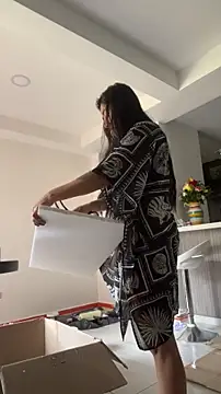 Snapshot of aimi_art1 chatting on 25, 11, 2025 aimi art1 online show from 25, 11, 2025