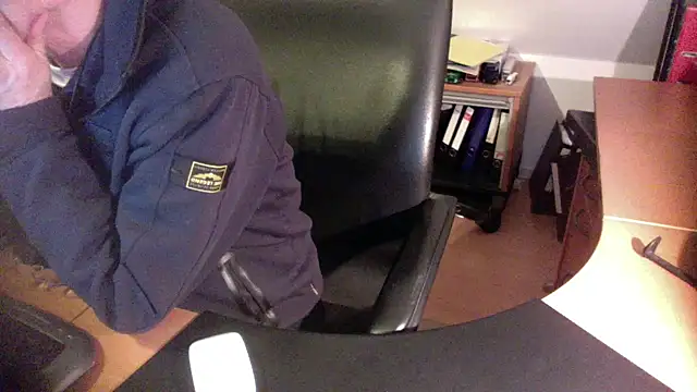 Snapshot of outlaw200 chatting on 4, 12, 2024 outlaw200 online show from 4, 12, 2024