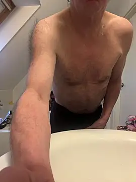 Snapshot of outlaw200 chatting on 22, 12, 2024 outlaw200 online show from 22, 12, 2024