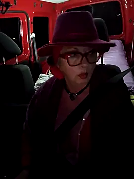 Snapshot of MucMilf59 chatting on 3, 11, 2025 MucMilf59 online show from 3, 11, 2025