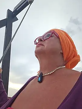MucMilf59 online show from 22, 6, 2026