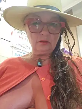 MucMilf59 online show from 1, 8, 2026