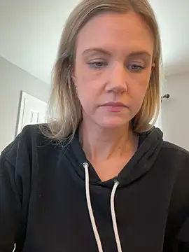 Snapshot of Kay_Cakes chatting on 4, 2, 2026 Kay Cakes online show from 4, 2, 2026