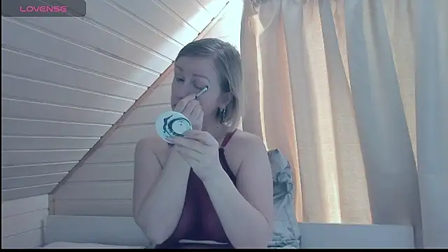 I AM MILF online show from 5, 2, 2025