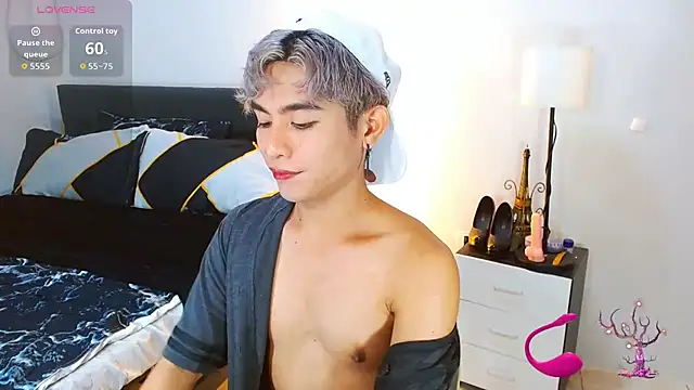 WildestTwink online show from 25, 4, 2026