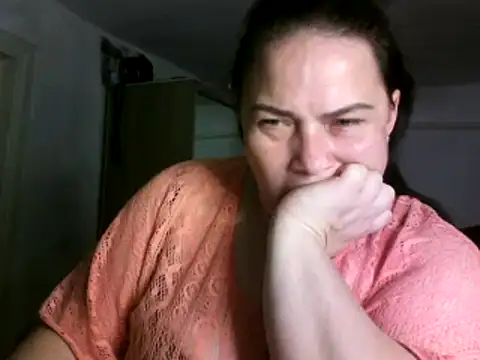 Snapshot of TammyAh chatting on 10, 12, 2024 TammyAh online show from 10, 12, 2024