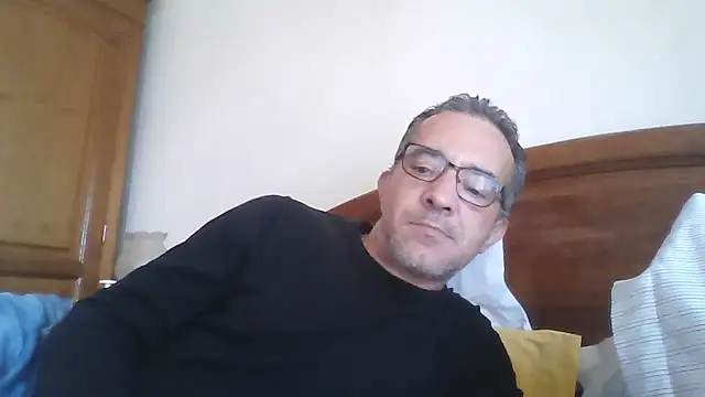 CarlosRocha73 online show from 18, 4, 2026