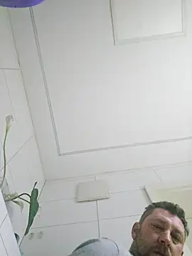 Snapshot of ktmtom247 chatting on 17, 12, 2025 ktmtom247 online show from 17, 12, 2025