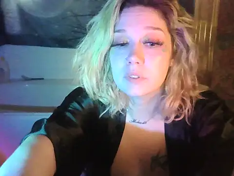 Snapshot of TEXASMARYYYJANE chatting on 7, 5, 2026 TEXASMARYYYJANE online show from 7, 5, 2026