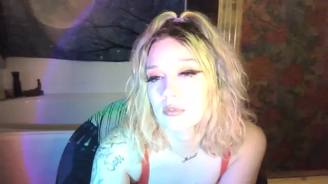 Snapshot of TEXASMARYYYJANE chatting on 17, 5, 2026 TEXASMARYYYJANE online show from 17, 5, 2026