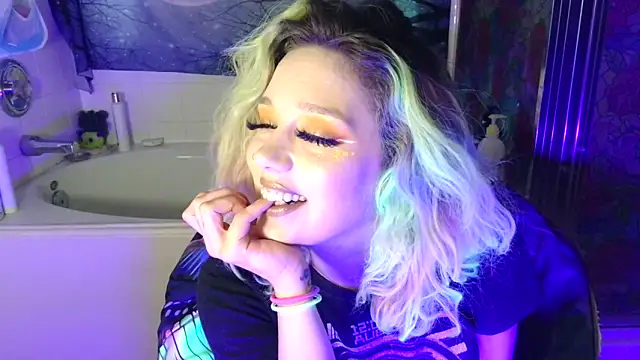 Snapshot of TEXASMARYYYJANE chatting on 27, 5, 2026 TEXASMARYYYJANE online show from 27, 5, 2026