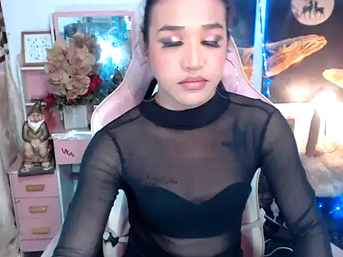 AsianMariaTs online show from 22, 10, 2025