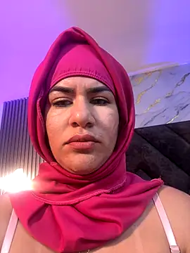 Zafira Alabi online show from 2, 10, 2025