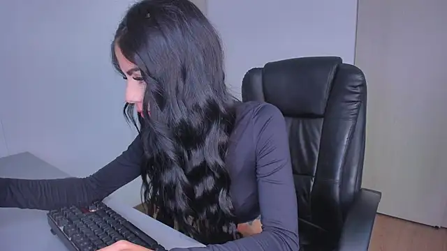 Lisegg  online show from 20, 2, 2025