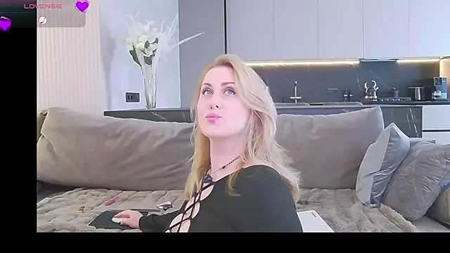 Sinful Eyes online show from 5, 2, 2025