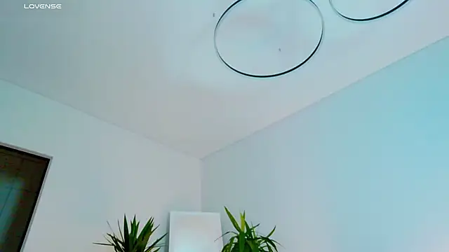 Sinful Eyes online show from 24, 2, 2026