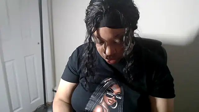 Sexymona1218 online show from 15, 3, 2026