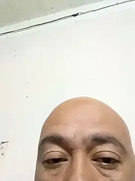 GeorgeVergaGrues online show from 4, 12, 2024