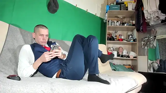 viraglaci18xh online show from 4, 2, 2026