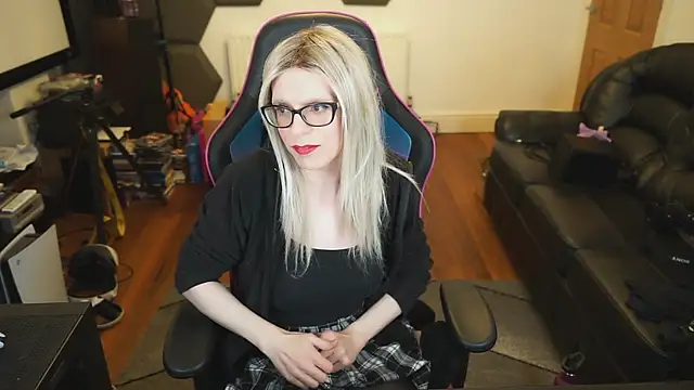 KelseyCobalt online show from 3, 1, 2025