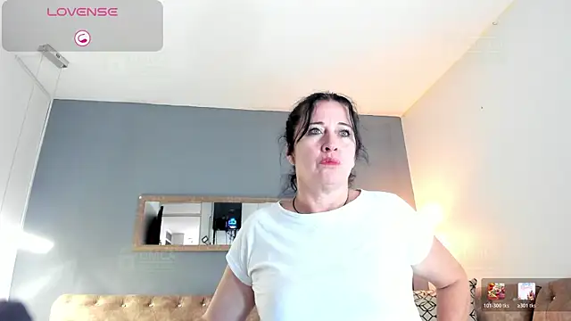 LADY HELLEN online show from 27, 5, 2026