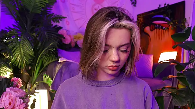 Snapshot of KristaBrooks chatting on 7, 2, 2025 KristaBrooks online show from 7, 2, 2025