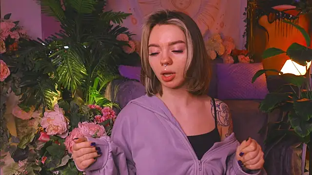 Snapshot of KristaBrooks chatting on 22, 2, 2025 KristaBrooks online show from 22, 2, 2025