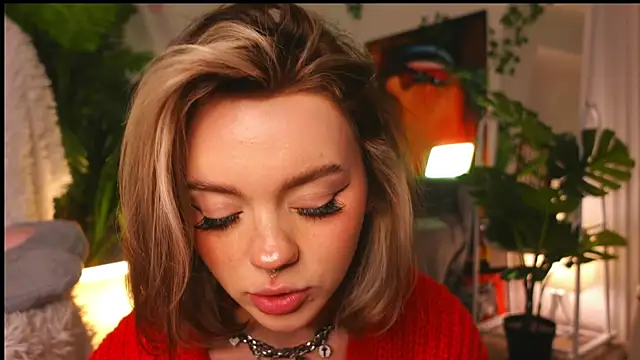 Snapshot of KristaBrooks chatting on 1, 3, 2025 KristaBrooks online show from 1, 3, 2025