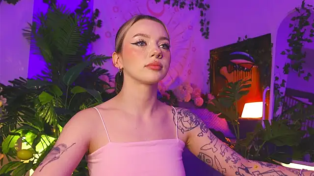 Snapshot of KristaBrooks chatting on 16, 3, 2025 KristaBrooks online show from 16, 3, 2025