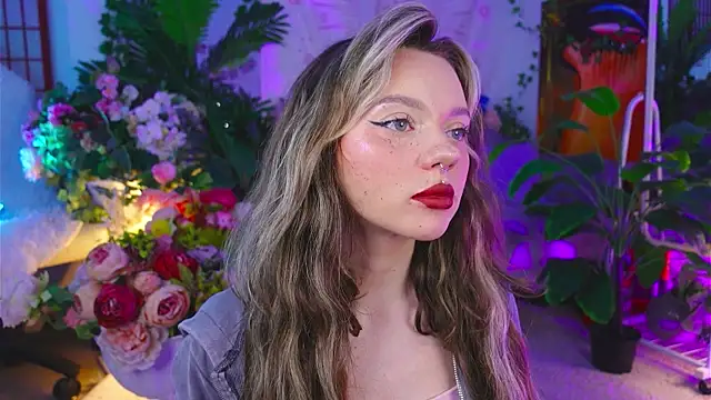 Snapshot of KristaBrooks chatting on 13, 10, 2025 KristaBrooks online show from 13, 10, 2025