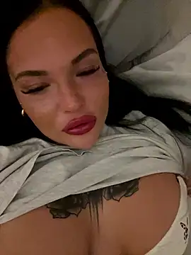  MelinaCurves  online show from 9, 1, 2026