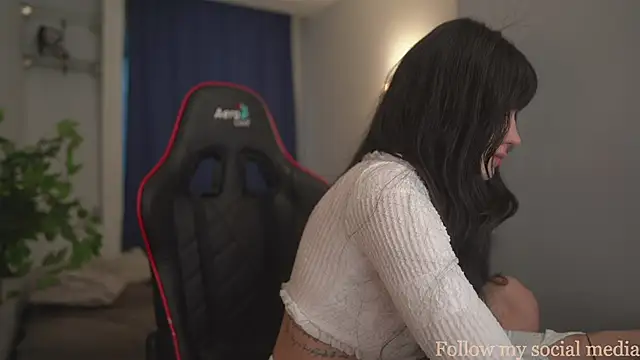 Snapshot of oxxme chatting on 15, 11, 2025 oxxme online show from 15, 11, 2025