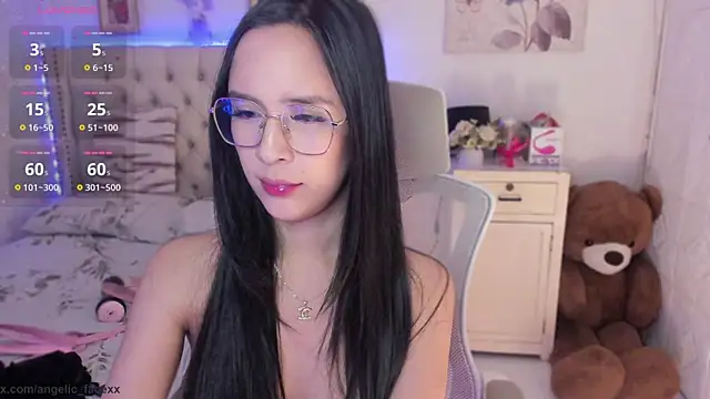 Snapshot of angelic_facexx chatting on 4, 2, 2025 angelic facexx online show from 4, 2, 2025