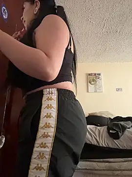 emilyjohanson online show from 3, 5, 2026