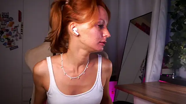 Snapshot of Liuba_Fox chatting on 28, 6, 2026 Liuba Fox online show from 28, 6, 2026