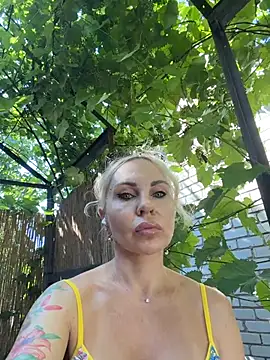 Hotnessi online show from 13, 7, 2026