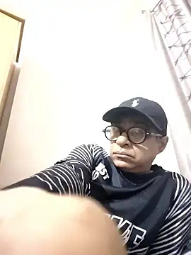 Snapshot of iamkahn_44 chatting on 13, 1, 2026 iamkahn 44 online show from 13, 1, 2026