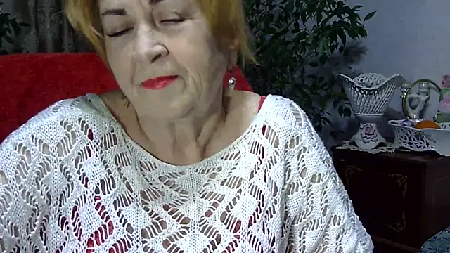 Snapshot of Emma52610 chatting on 28, 12, 2024 Emma52610 online show from 28, 12, 2024