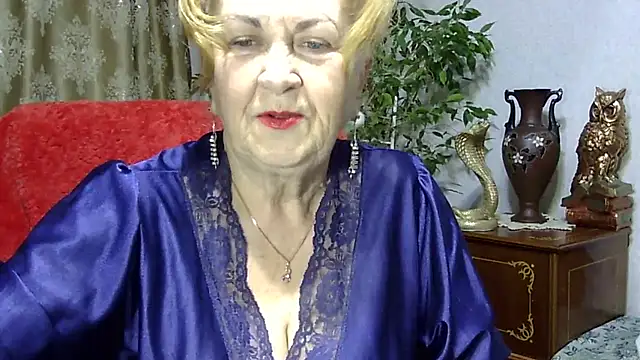 Snapshot of Emma52610 chatting on 1, 2, 2025 Emma52610 online show from 1, 2, 2025