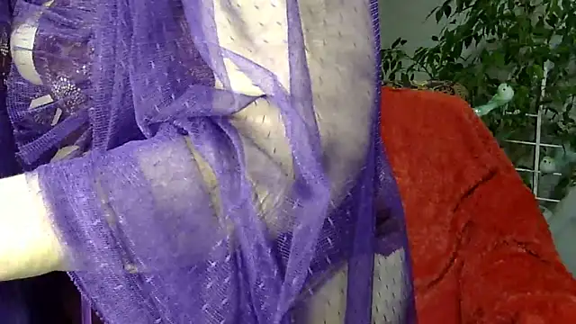 Snapshot of Emma52610 chatting on 12, 2, 2025 Emma52610 online show from 12, 2, 2025