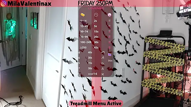 Snapshot of MilaValentina chatting on 10, 10, 2025 MilaValentina online show from 10, 10, 2025