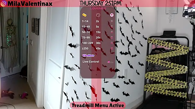 Snapshot of MilaValentina chatting on 30, 10, 2025 MilaValentina online show from 30, 10, 2025